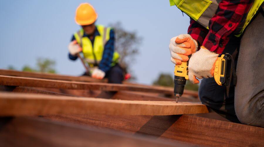 Professional residential roofers in Lucasville, OH